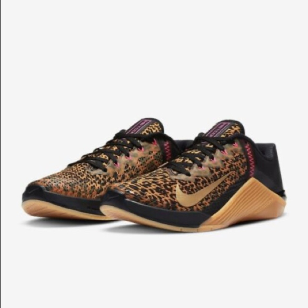 NIKE WOMANS METCON 6 'CHEETAH PRINT'SPORTS TRAINING RUNNING EXCELLENT CONDITION